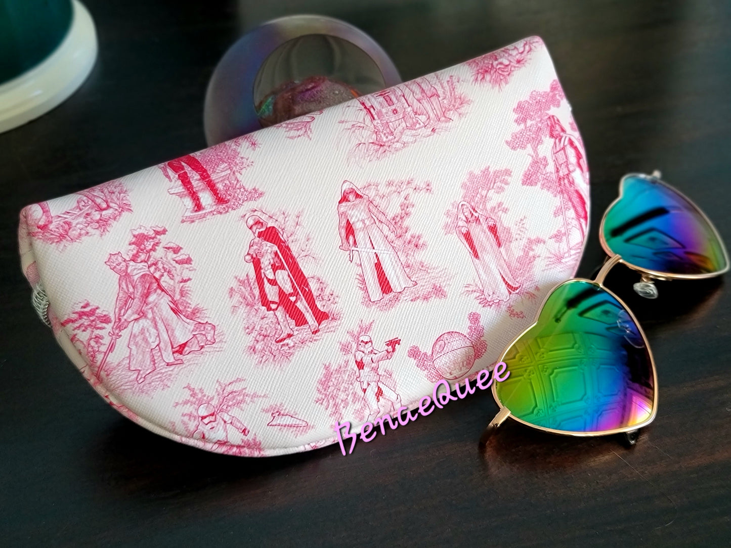 Pink Toile Space Friends Glasses Holder